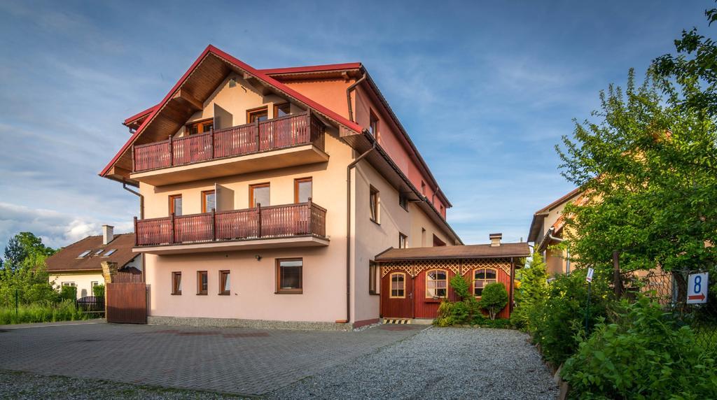 Penzion Veverica Liptovský Mikuláš Esterno foto
