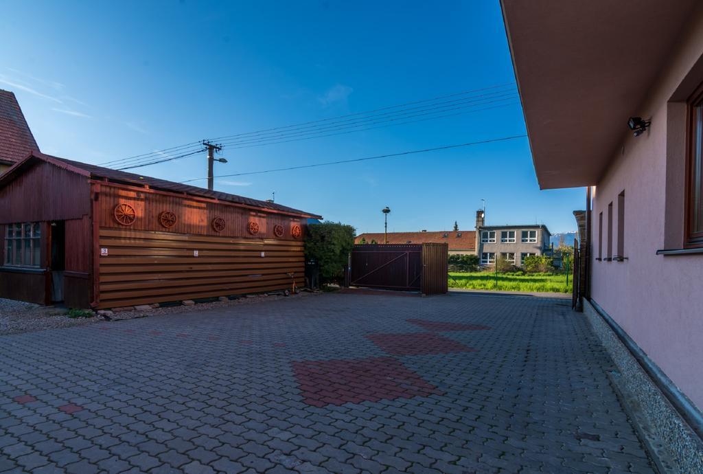 Penzion Veverica Liptovský Mikuláš Esterno foto